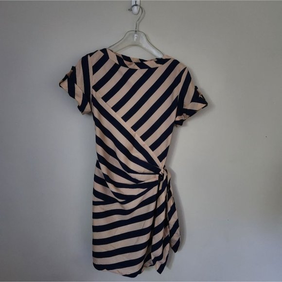 DIANE VON FURSTENBERG Dress 100% silk Leron dress striped navy pink sz 2 - Picture 5 of 8